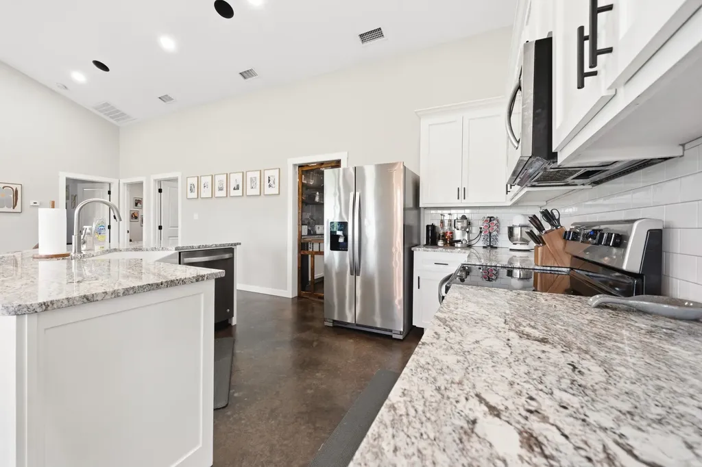 5839 S 3rd St Road Waco TX 76706