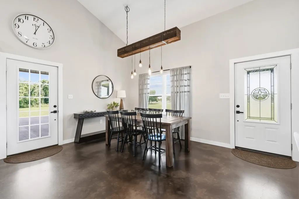 5839 S 3rd St Road Waco TX 76706