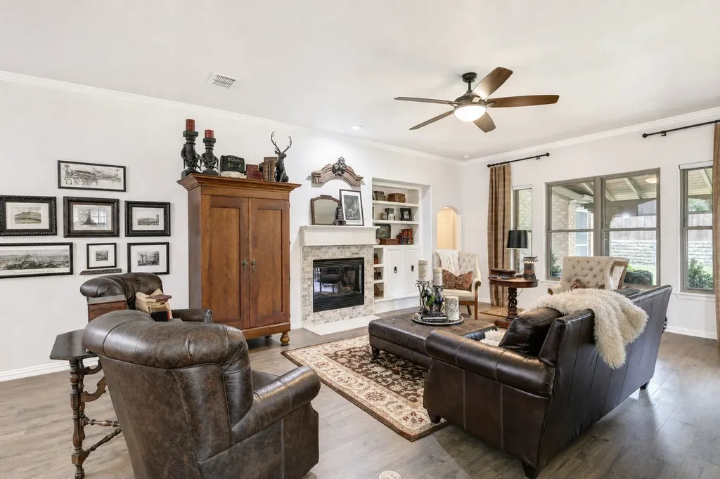 1106 Oakhollow Drive Corinth TX 76210