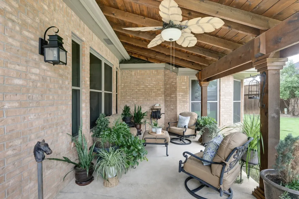 1106 Oakhollow Drive Corinth TX 76210