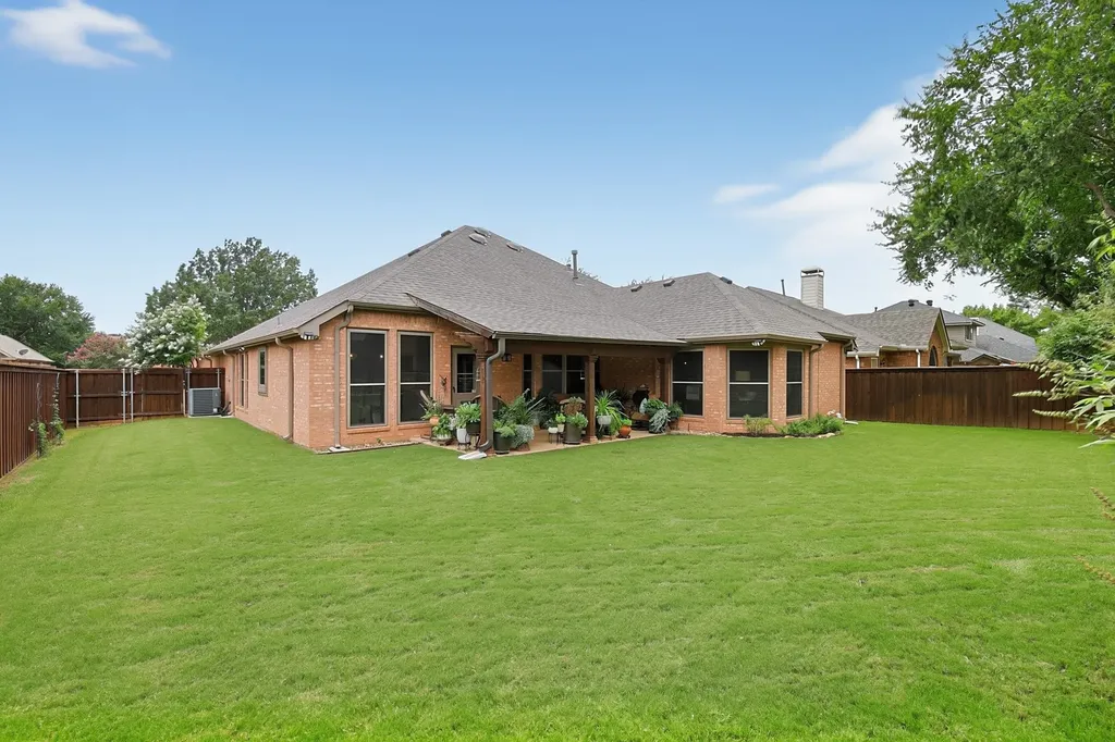 1106 Oakhollow Drive Corinth TX 76210
