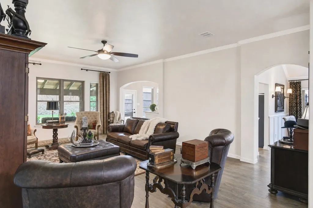 1106 Oakhollow Drive Corinth TX 76210