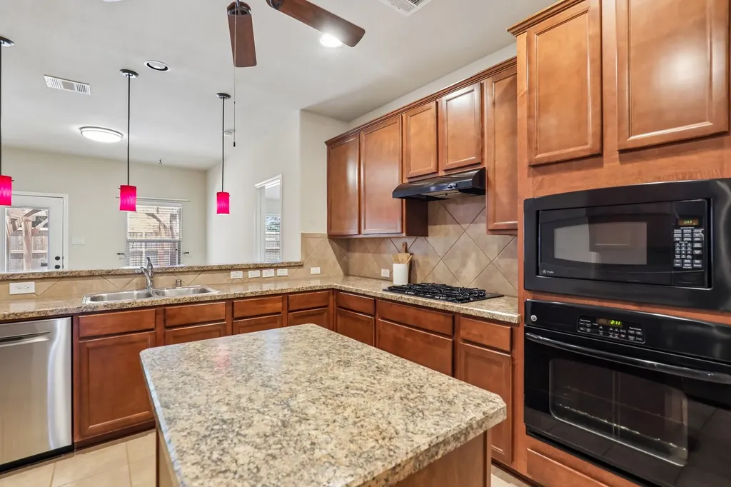 3400 Glenmore Drive Melissa TX 75454