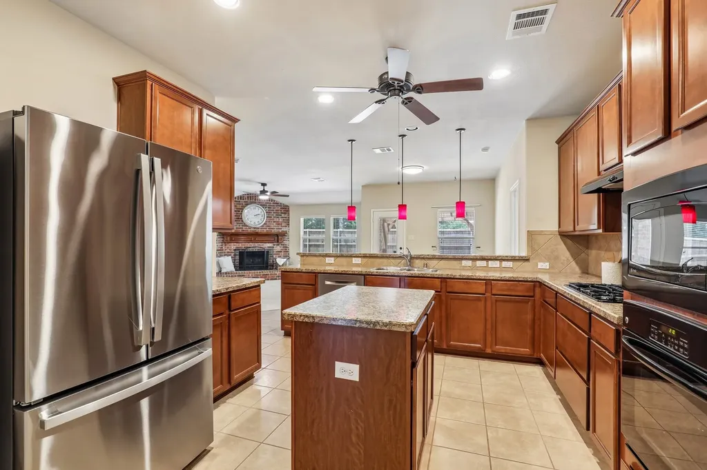 3400 Glenmore Drive Melissa TX 75454