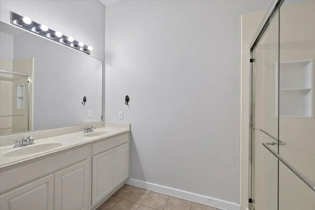 4034 Heavenly Way Heartland TX 75126