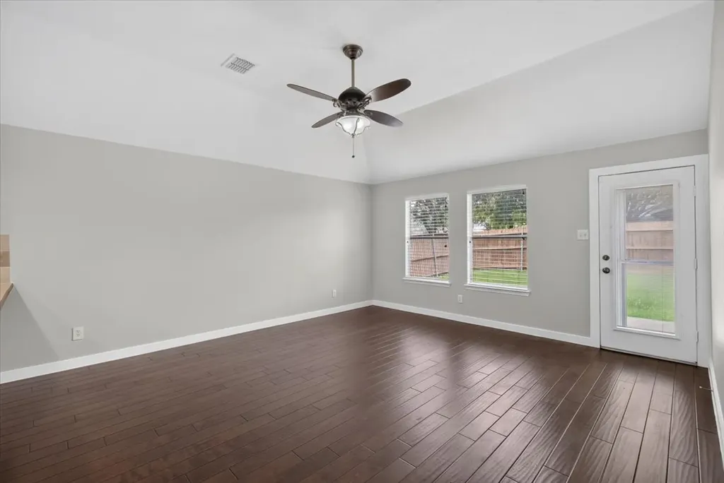 4034 Heavenly Way Heartland TX 75126