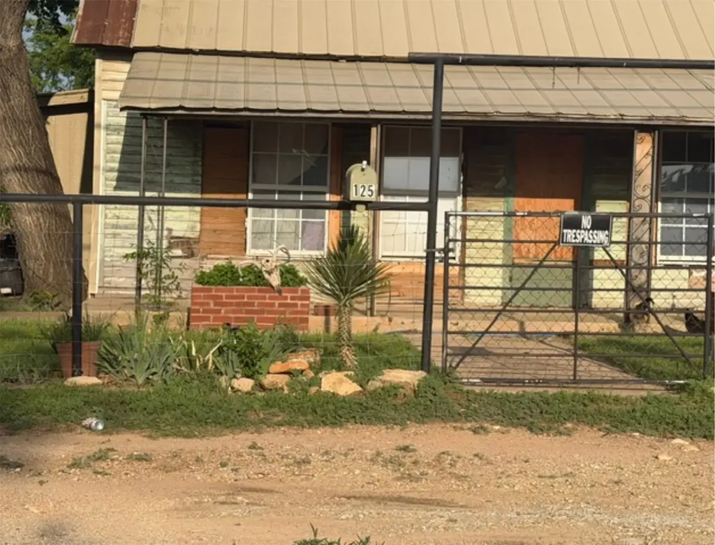 125 Lombard Street Baird TX 79504