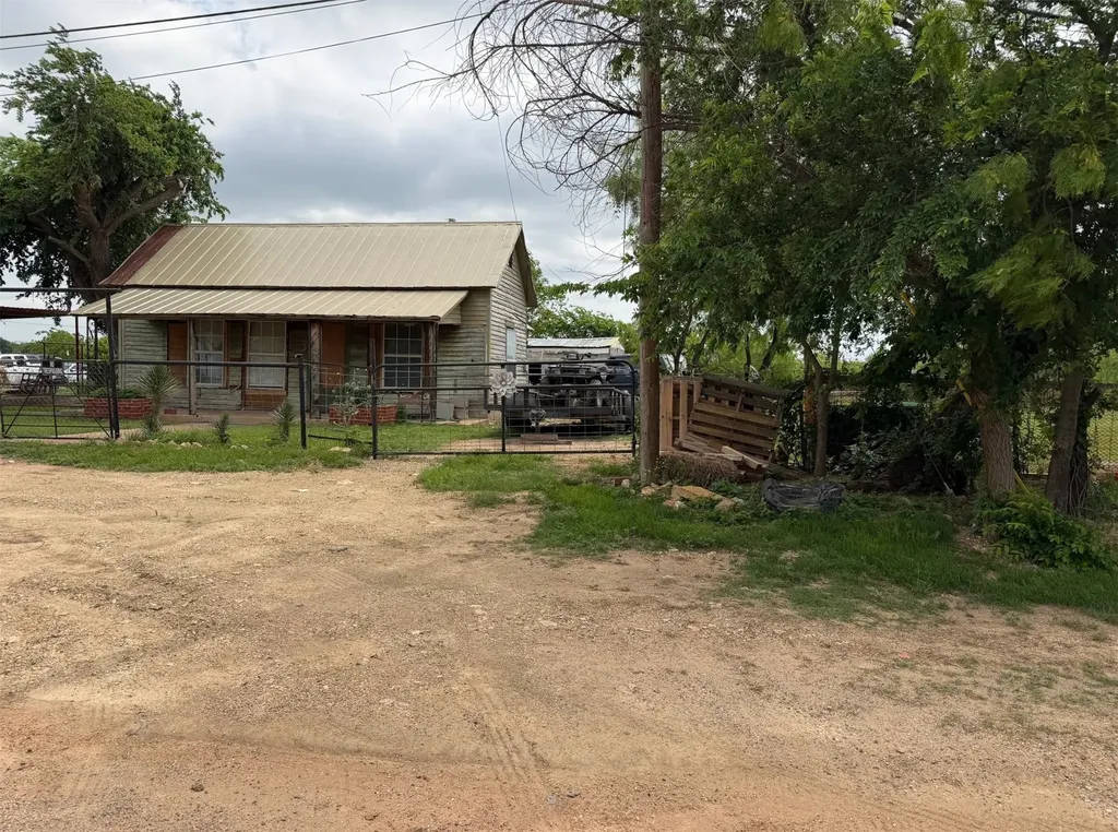 125 Lombard Street Baird TX 79504
