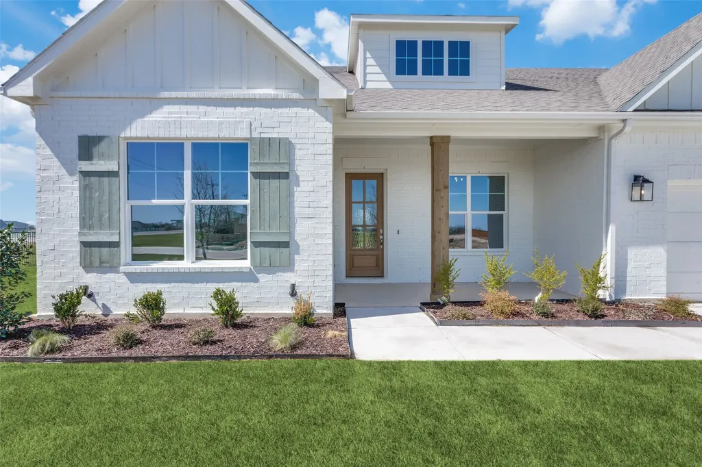 107 Evanston Street New Fairview TX 76078