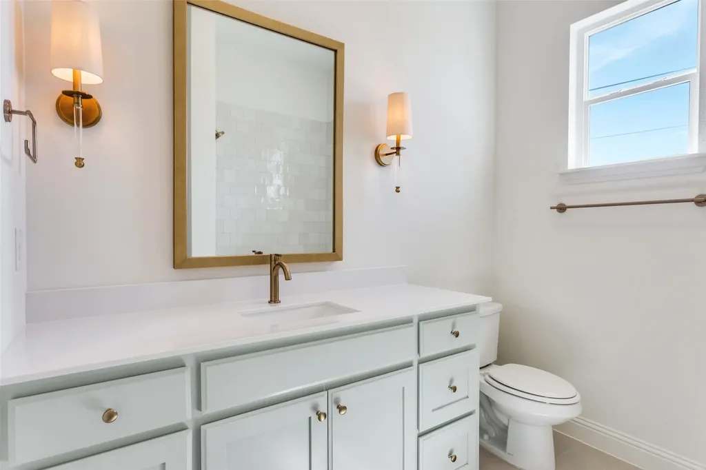 107 Evanston Street New Fairview TX 76078