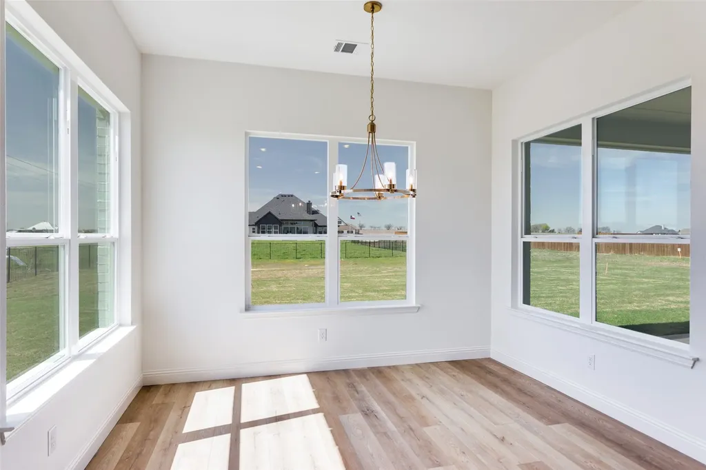 107 Evanston Street New Fairview TX 76078