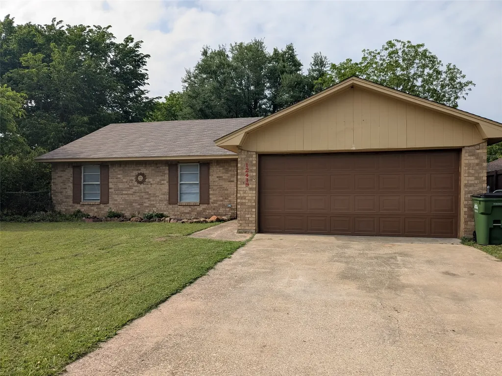 12419 Sparrow Court Balch Springs TX 75180