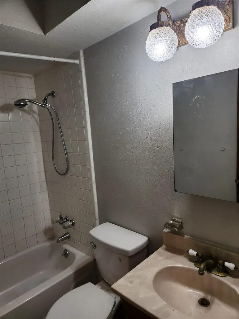 12419 Sparrow Court Balch Springs TX 75180