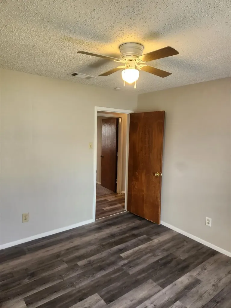 12419 Sparrow Court Balch Springs TX 75180