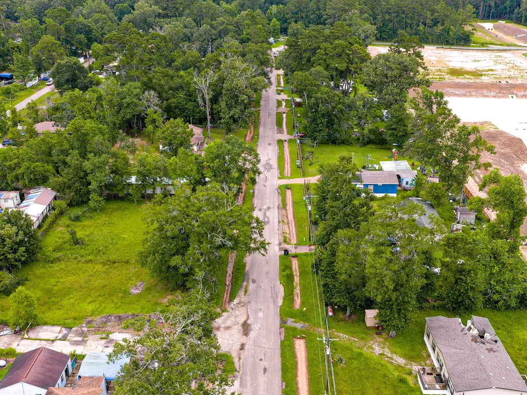 Tbd Coach Light Lane New Caney TX 77357