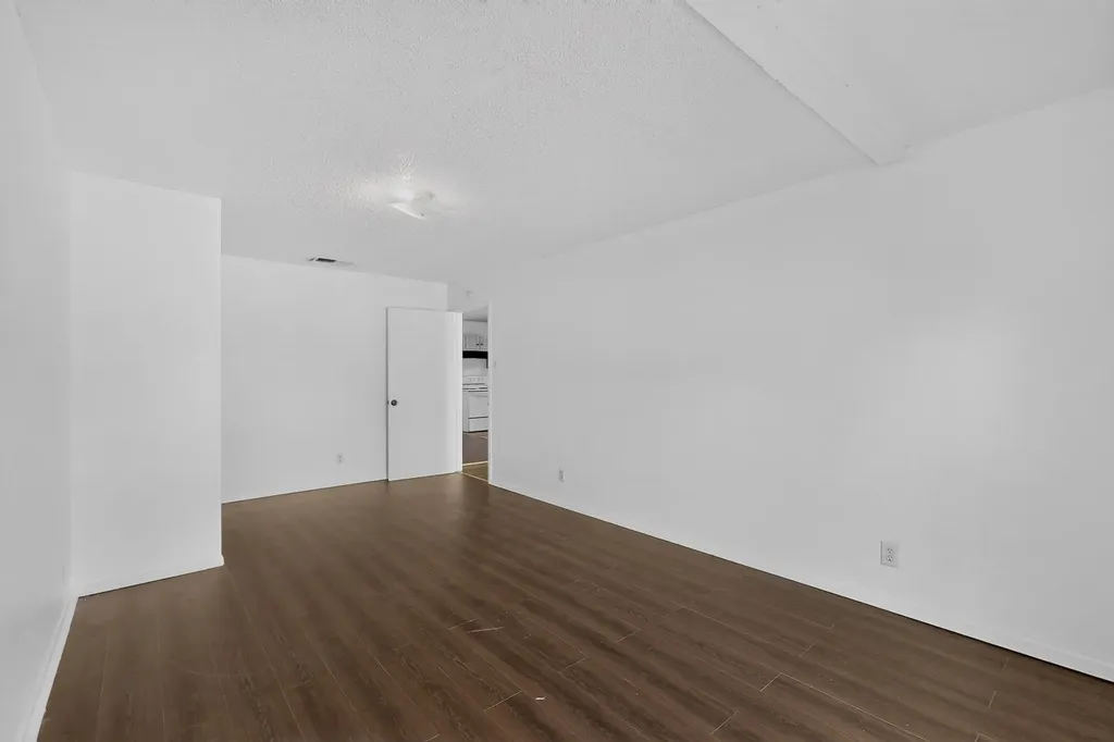 2225 Myrtlewood Drive Dallas TX 75232