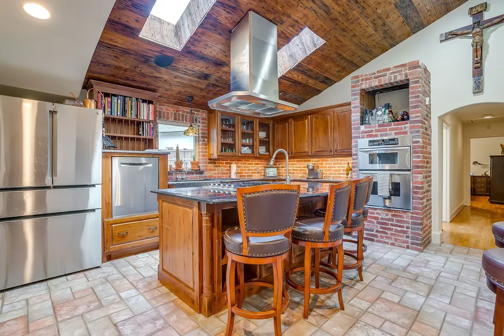 2603 Simondale Drive Fort Worth TX 76109