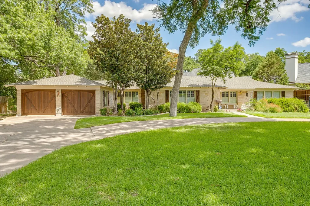 2603 Simondale Drive Fort Worth TX 76109