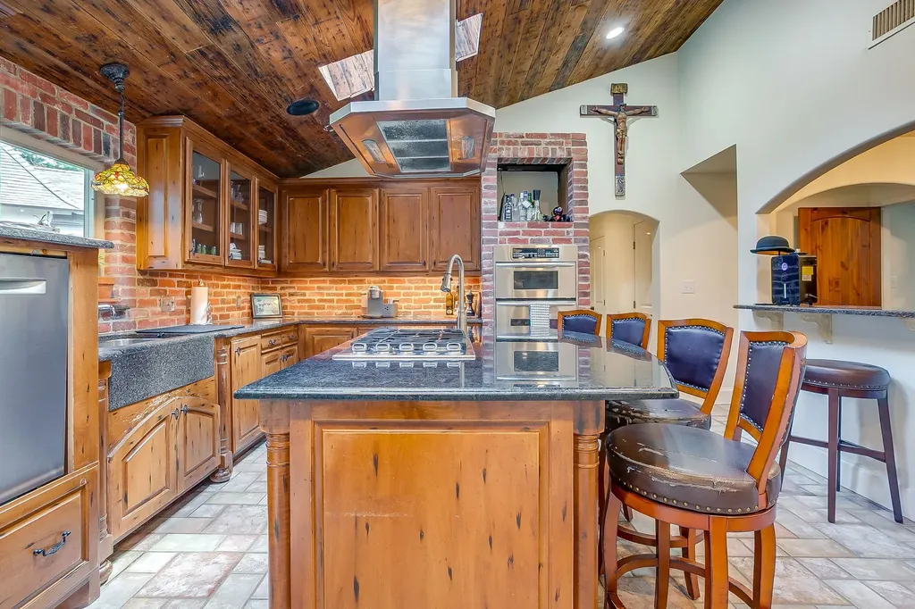 2603 Simondale Drive Fort Worth TX 76109