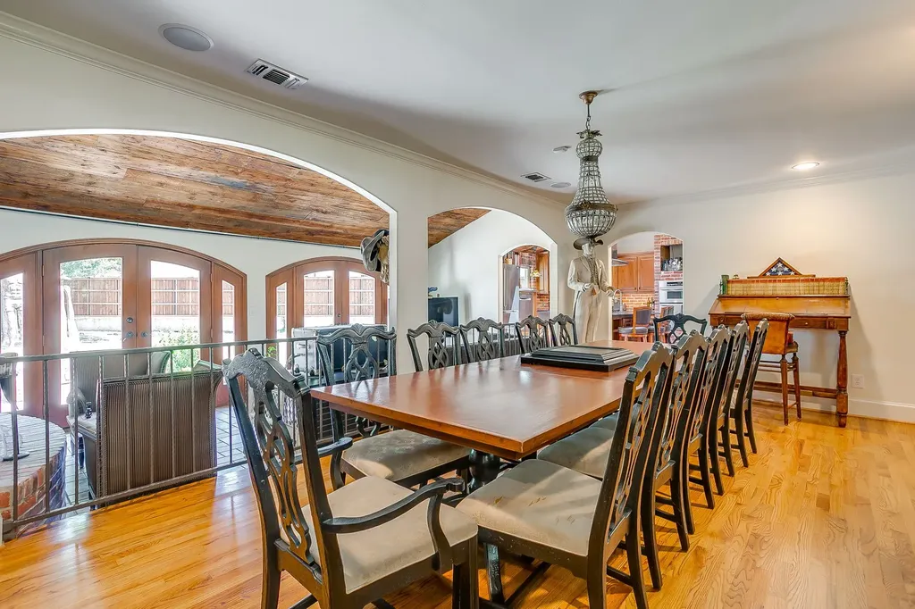 2603 Simondale Drive Fort Worth TX 76109
