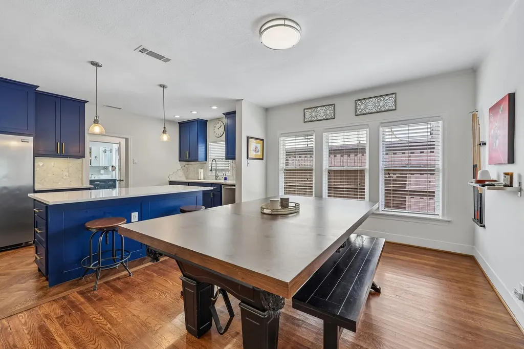 5207 Mission Avenue Dallas TX 75206