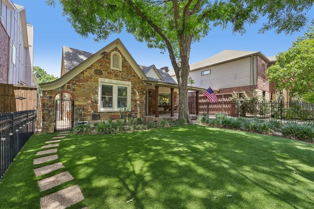 5207 Mission Avenue Dallas TX 75206