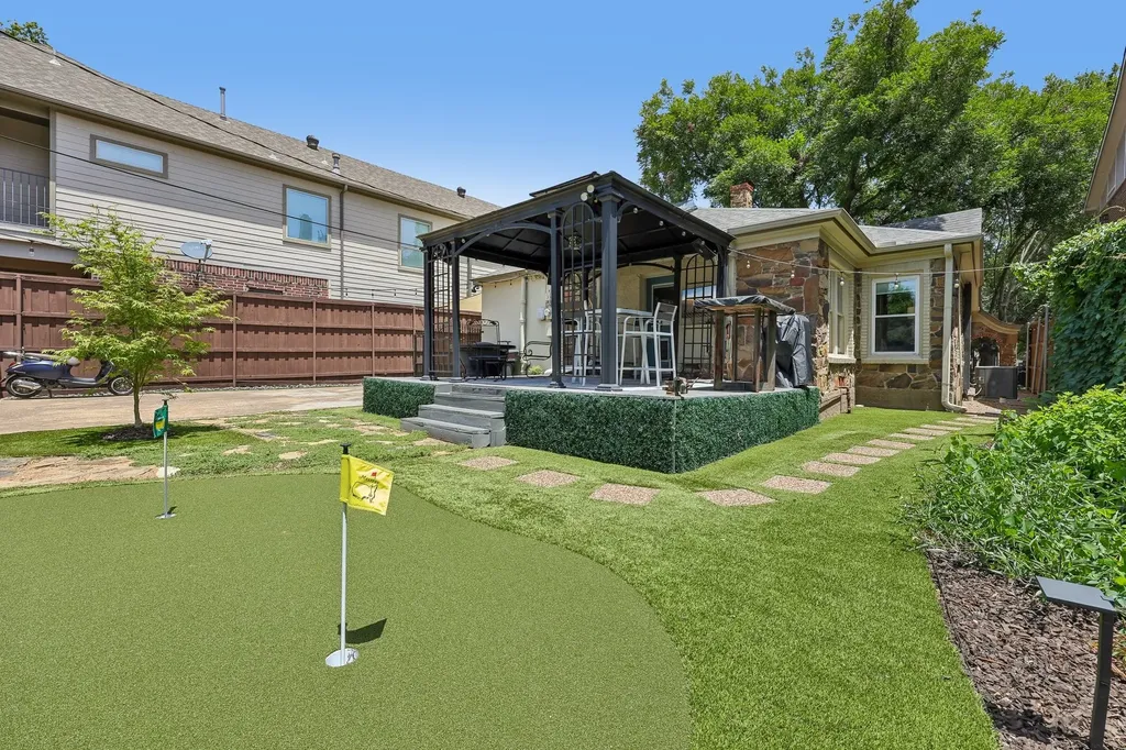 5207 Mission Avenue Dallas TX 75206