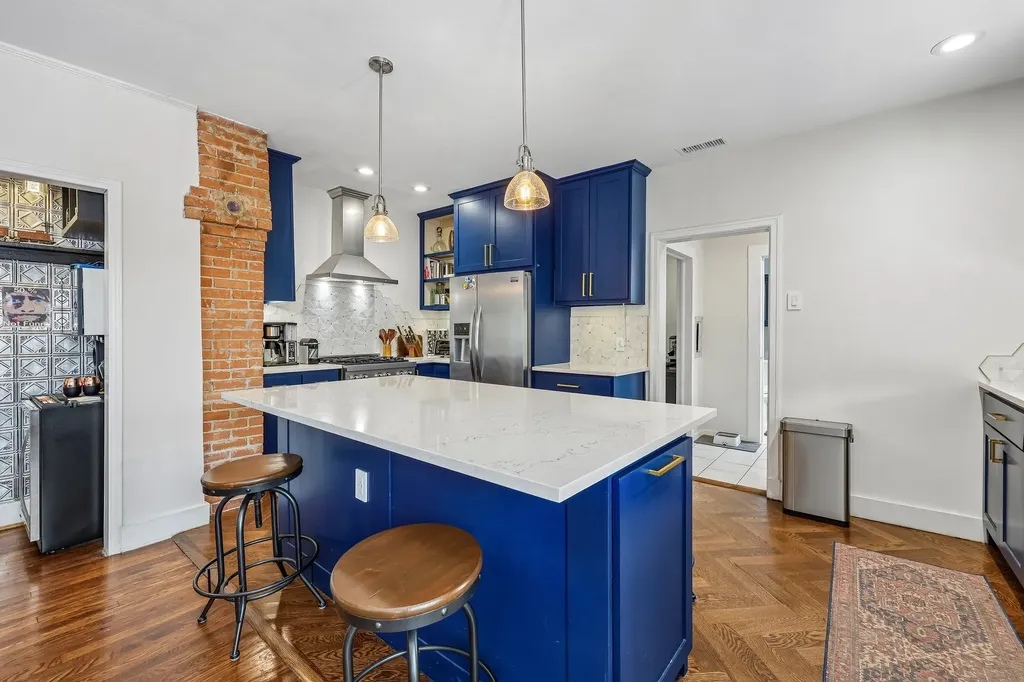 5207 Mission Avenue Dallas TX 75206