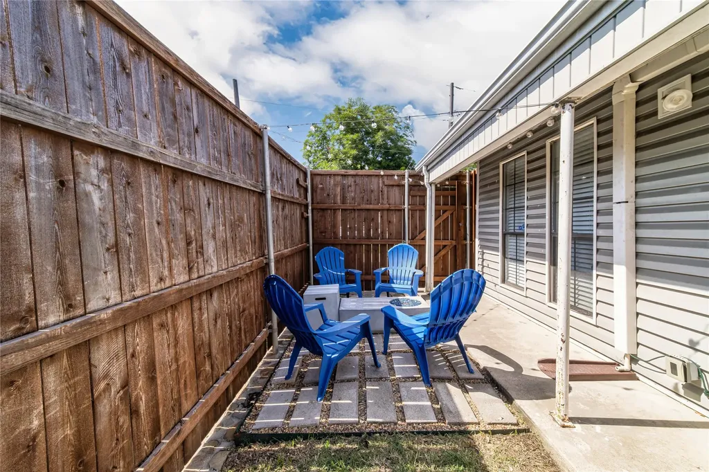 6344 Winton Street Dallas TX 75214