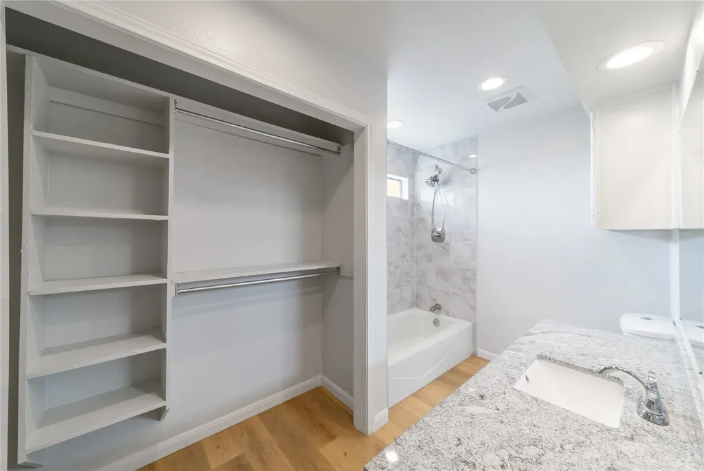 6344 Winton Street Dallas TX 75214