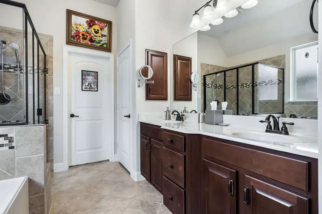 8641 Gracewood Drive Mckinney TX 75070