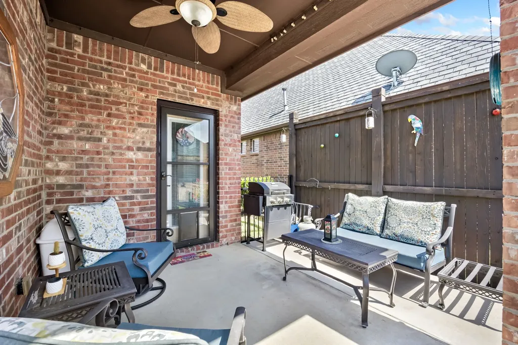 8641 Gracewood Drive Mckinney TX 75070