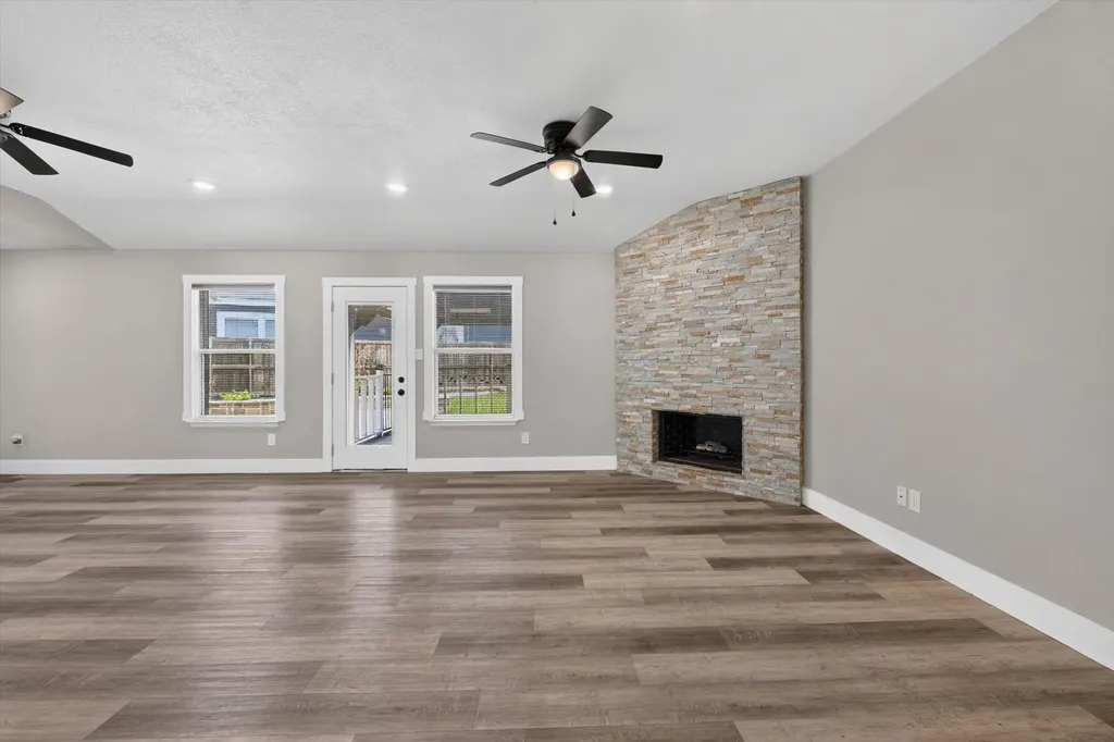 716 River Hill Lane Fort Worth TX 76114