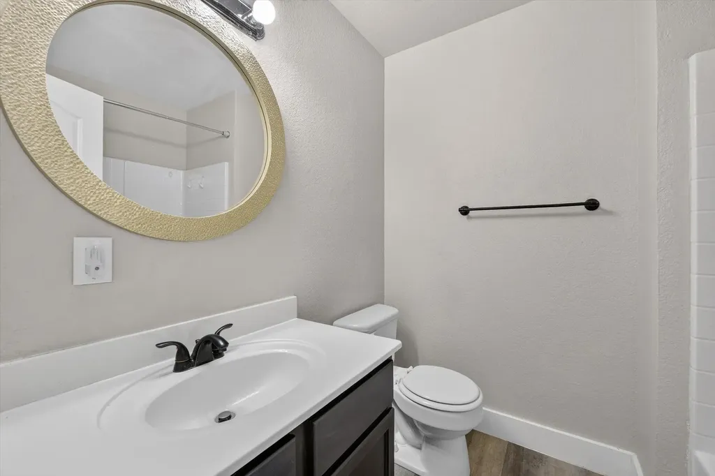 716 River Hill Lane Fort Worth TX 76114
