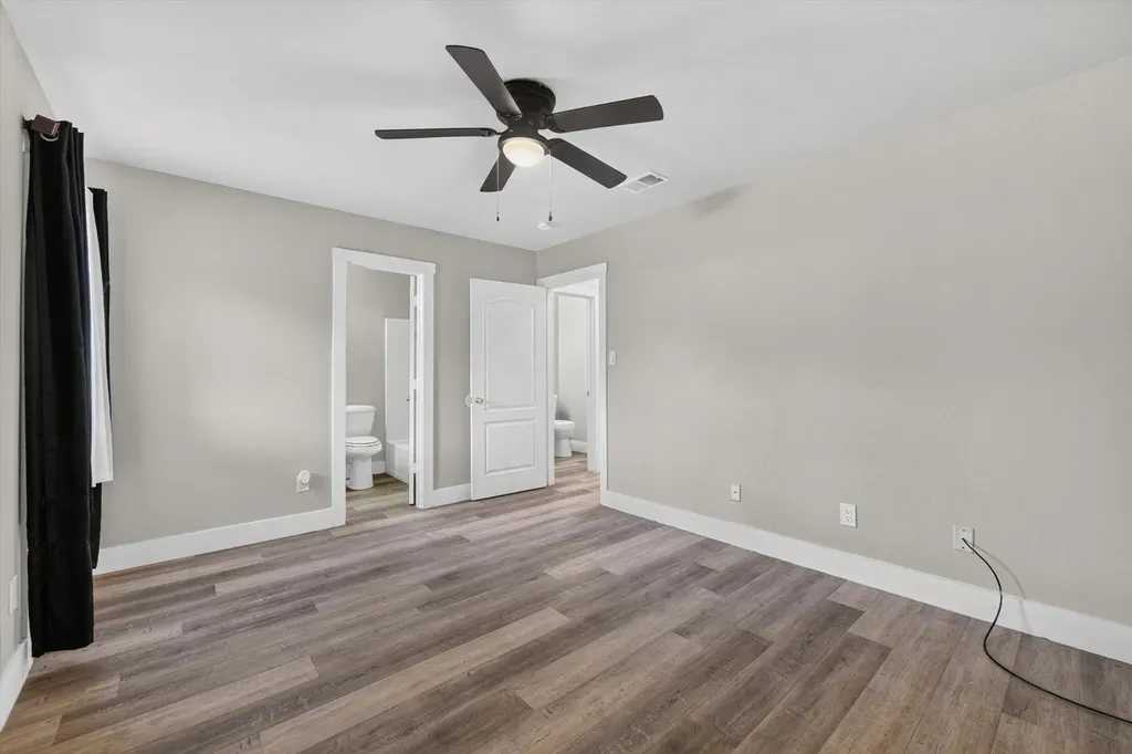 716 River Hill Lane Fort Worth TX 76114