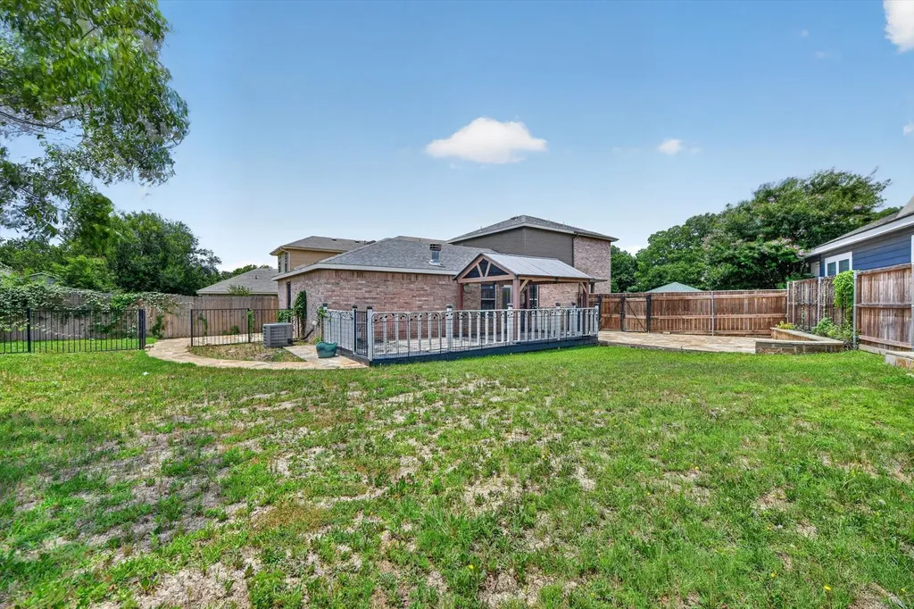 716 River Hill Lane Fort Worth TX 76114