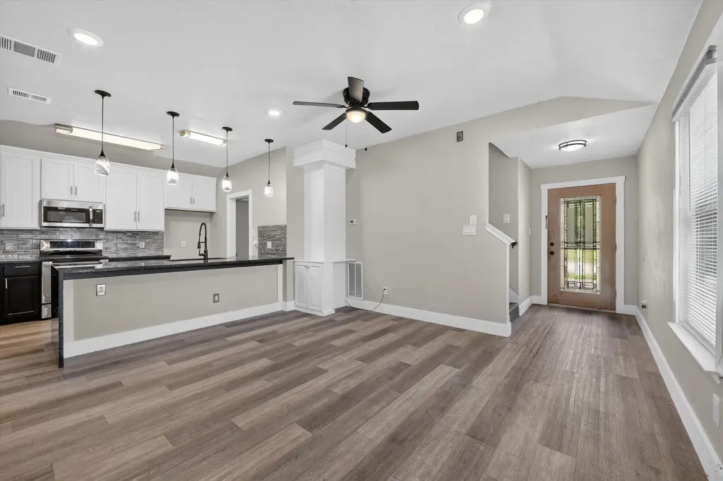 716 River Hill Lane Fort Worth TX 76114