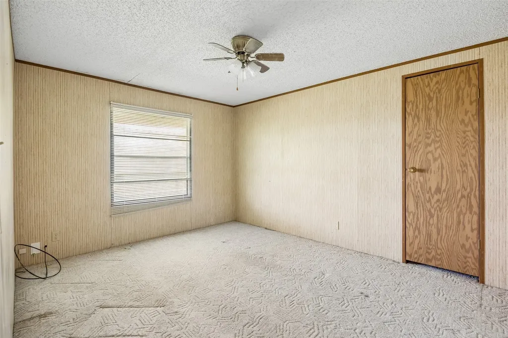 5701 Spring Street Alvarado TX 76009