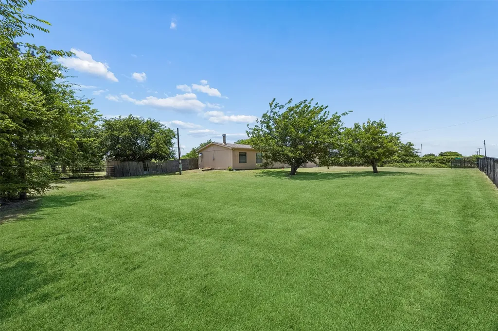 5701 Spring Street Alvarado TX 76009