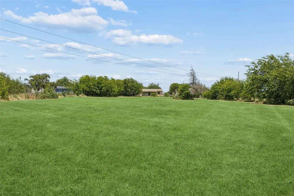 5701 Spring Street Alvarado TX 76009