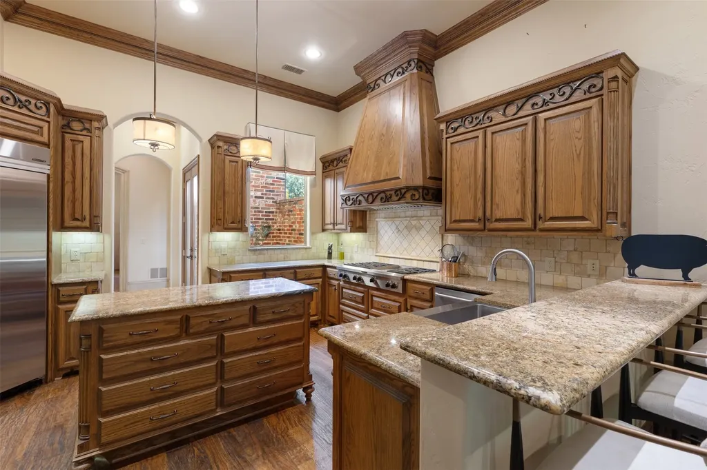 6242 Memorial Drive Frisco TX 75034
