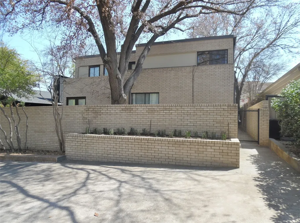 4715 Lafayette Avenue Fort Worth TX 76107