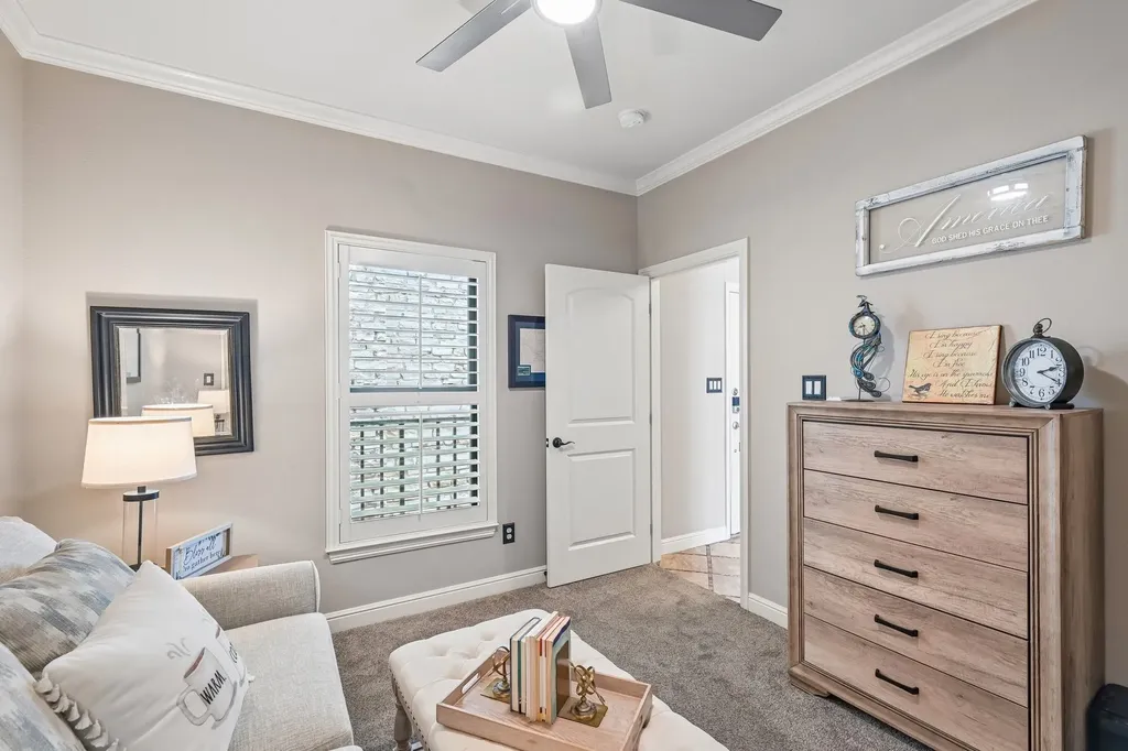 401 E Pearl Street Granbury TX 76048