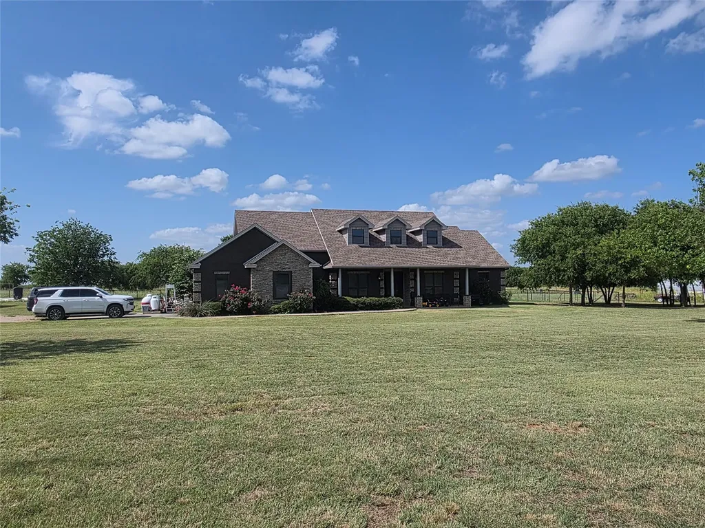 204 Jermyn Road Jermyn TX 76459