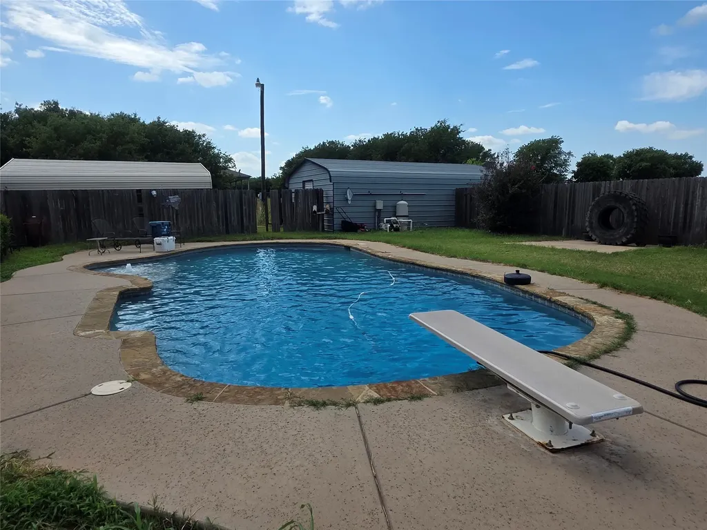 204 Jermyn Road Jermyn TX 76459