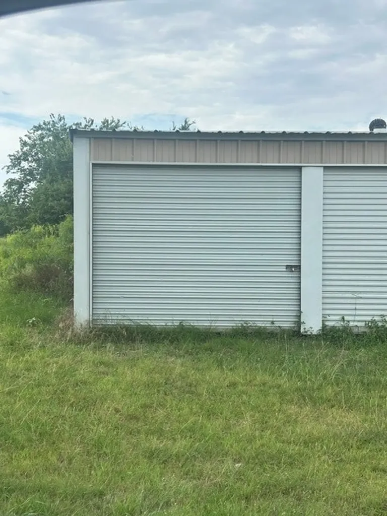 000 Twin Hills Road Lake Bridgeport TX 76426