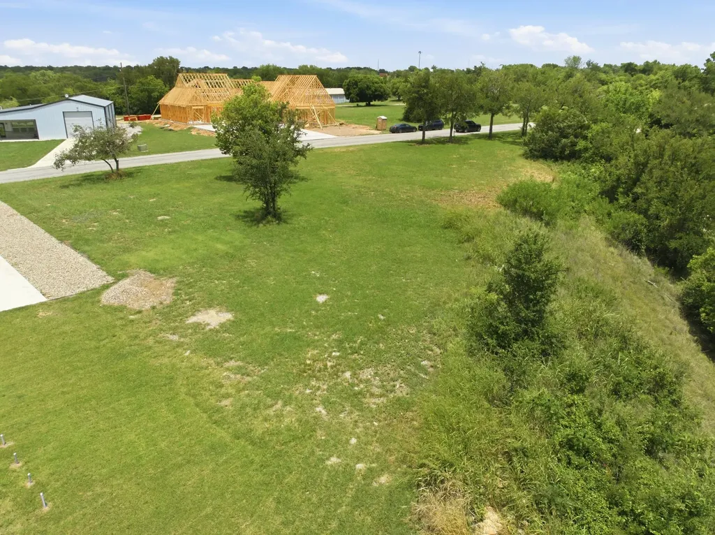 000 Twin Hills Road Lake Bridgeport TX 76426