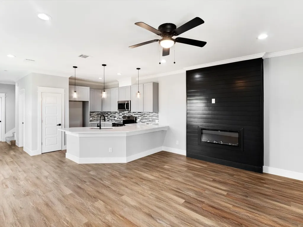 6223 Post Oak Terrace Fort Worth TX 76112