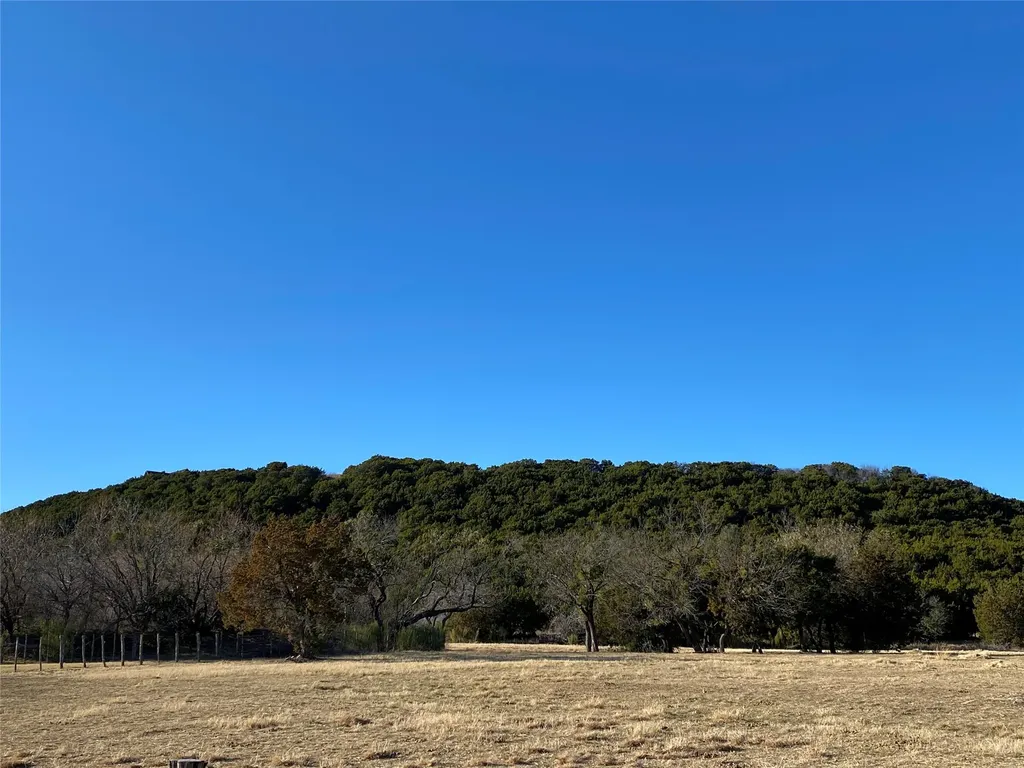 1270 Plateau Place Graford TX 76449