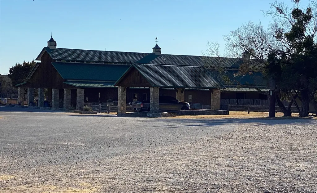 1270 Plateau Place Graford TX 76449